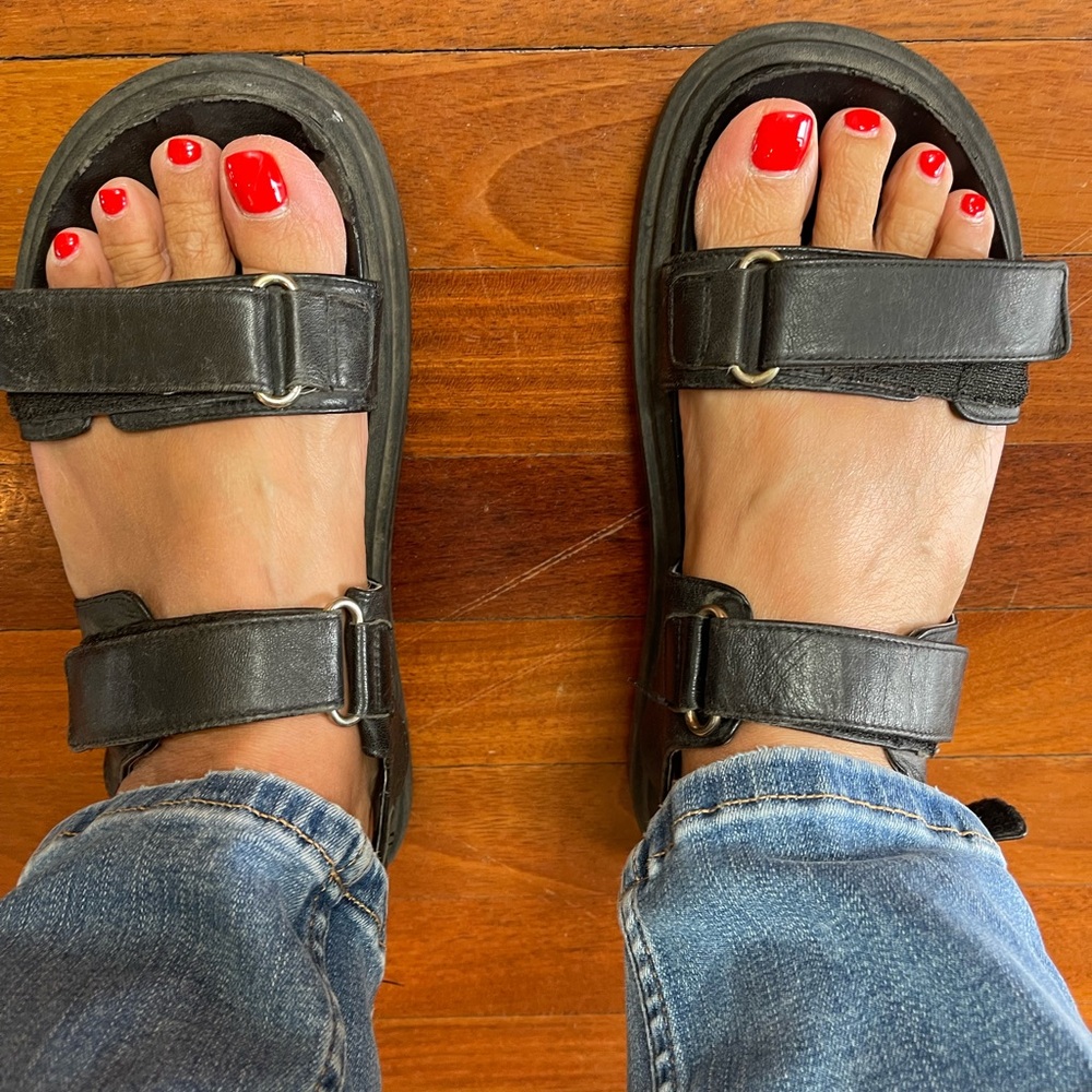 Zara Black Dual-Strap Leather Sandals with Buckle Detail Sz 8